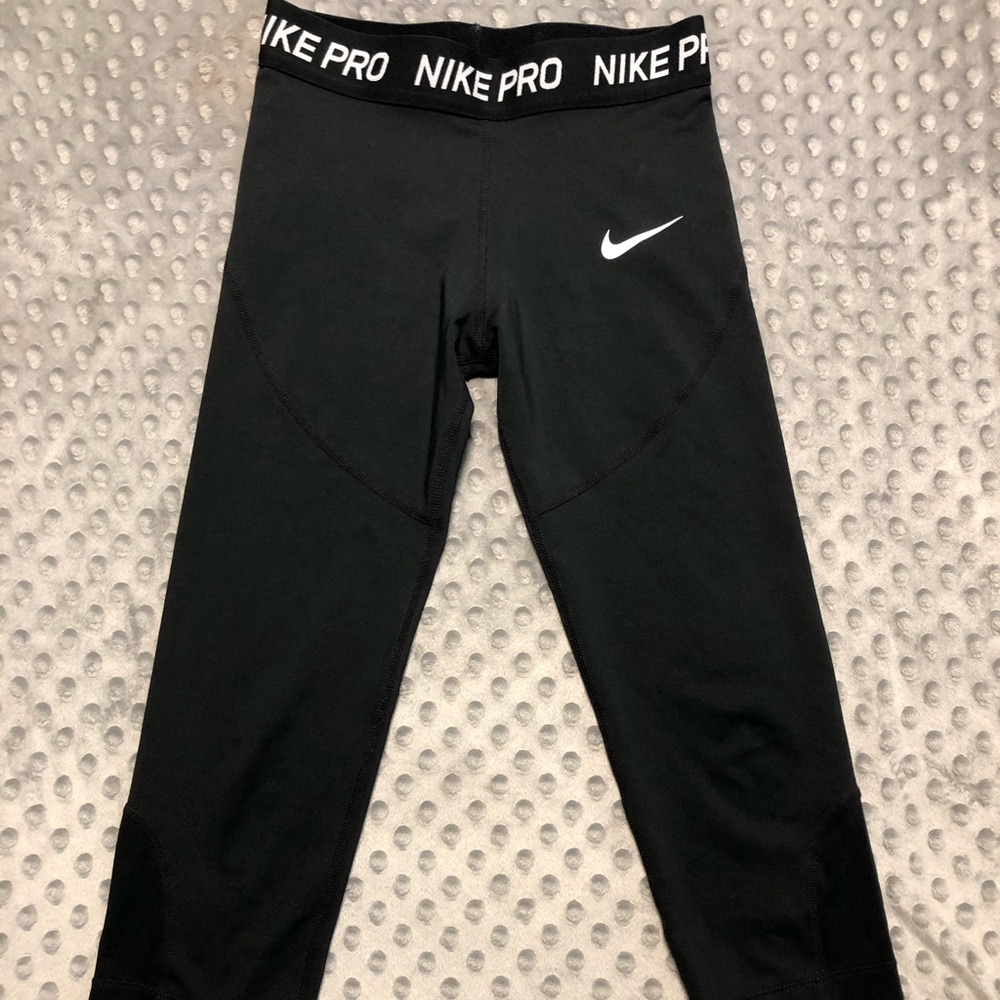 Girls Nike Size Medium Capri Tight